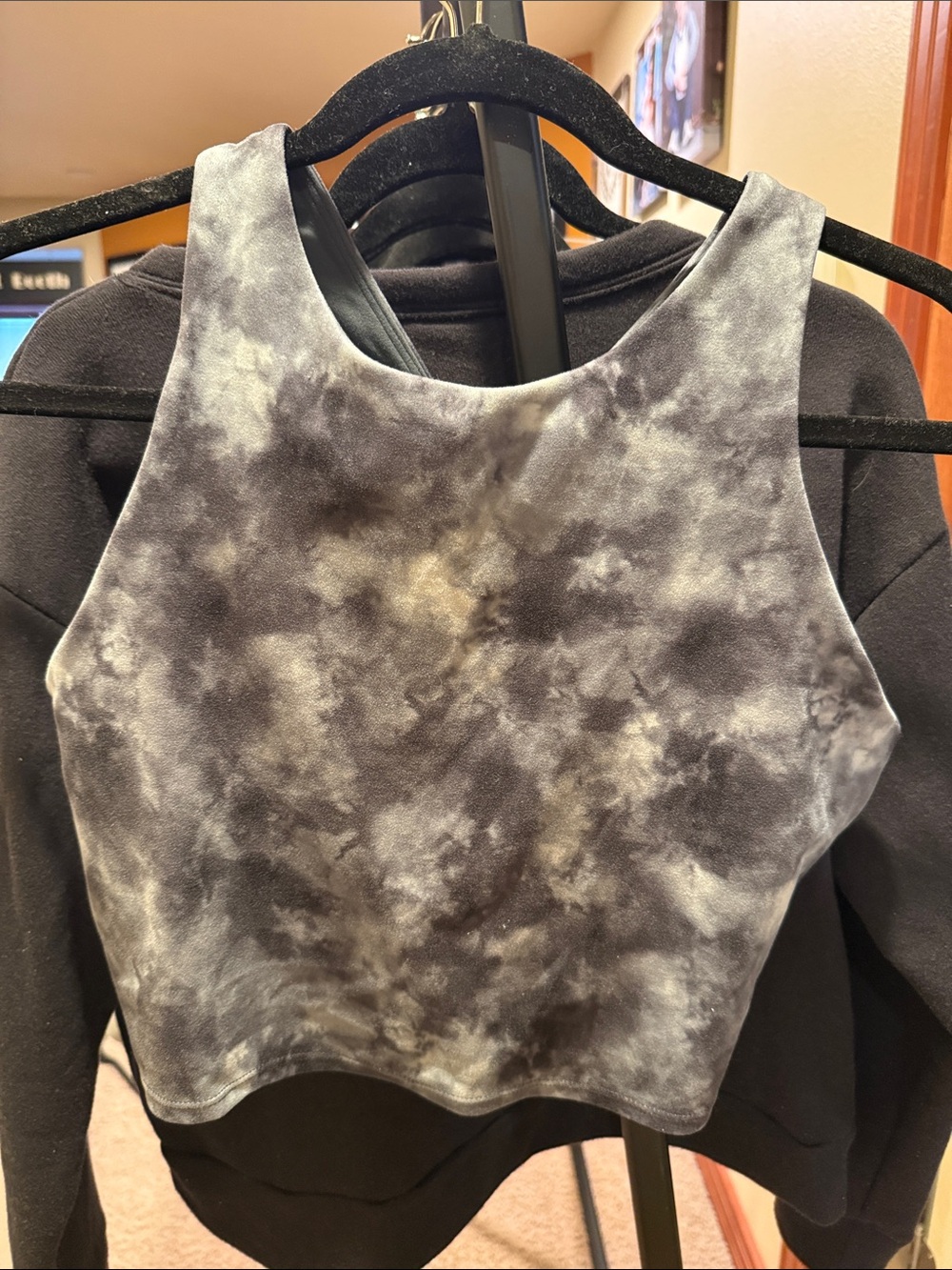 Athleta Tie-Dye Cropped Sports Bra - Black & Gray